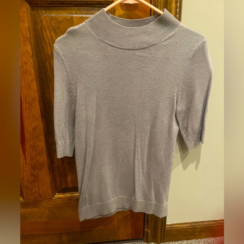 Ann Taylor size S mock turtle neck gray sweater